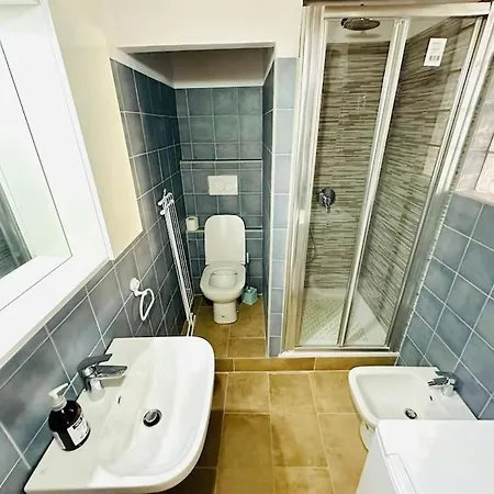 Palazzo 12 -